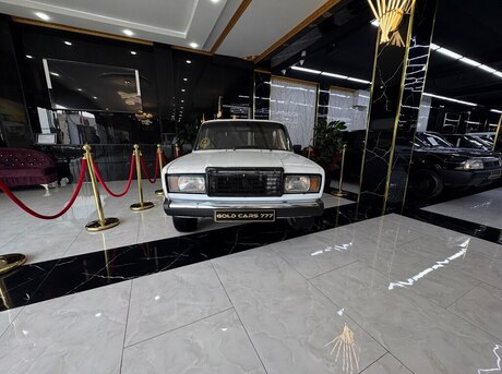 LADA (VAZ) 2107