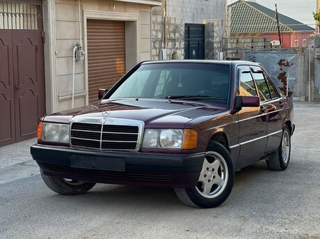 Mercedes 190