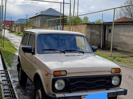 LADA (VAZ) Niva