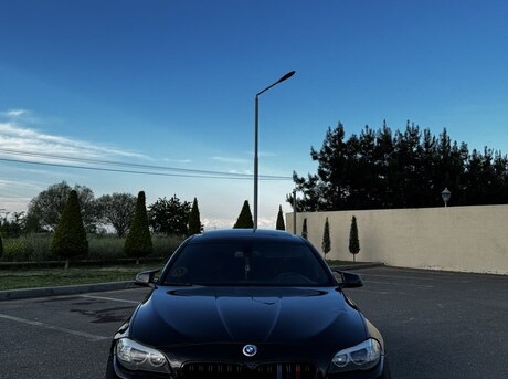 BMW 528