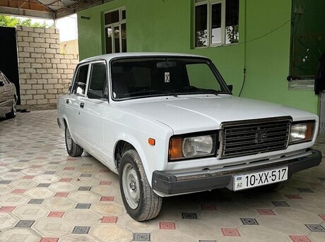 LADA (VAZ) 2107