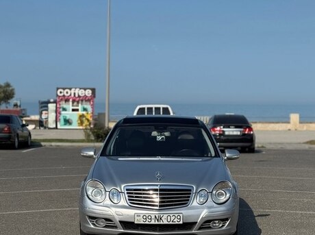 Mercedes E 320