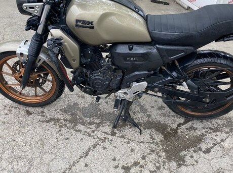 Yamaha FZ-X