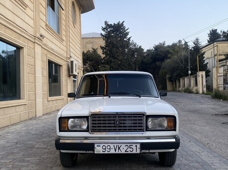 LADA (VAZ) 2107