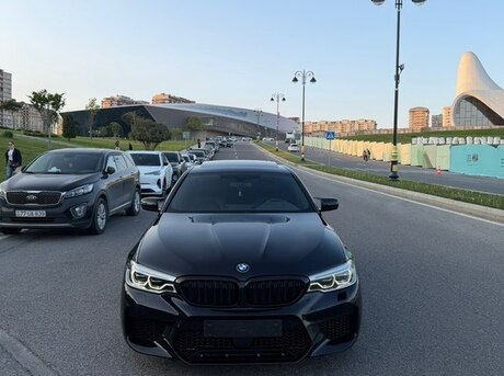 BMW 530