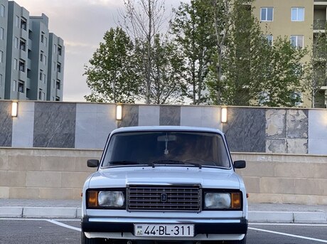 LADA (VAZ) 2107