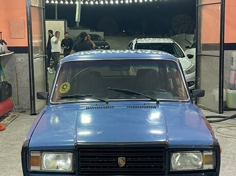 LADA (VAZ) 2107