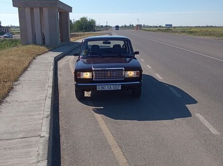 LADA (VAZ) 2107