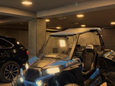 Polaris RZR XP 1000