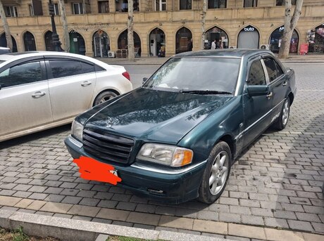 Mercedes C 220