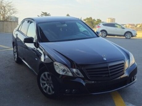 Mercedes E 220