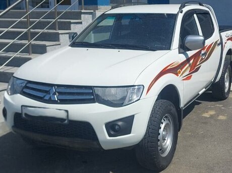 Mitsubishi L200