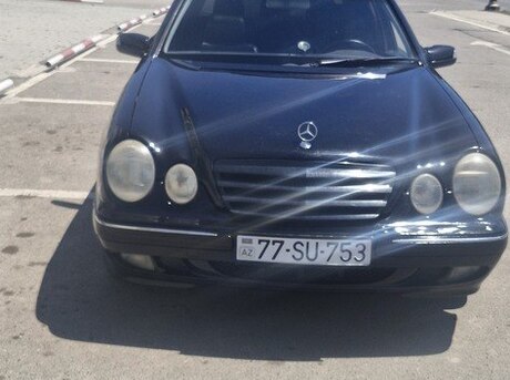 Mercedes E 320