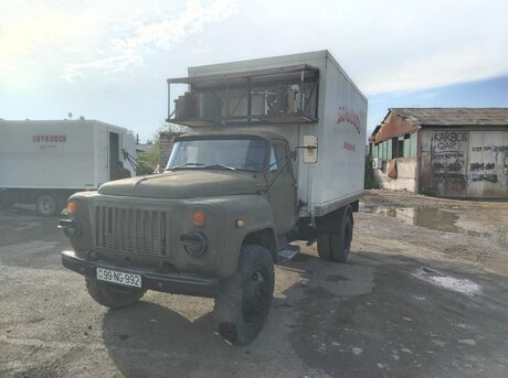 GAZ 53