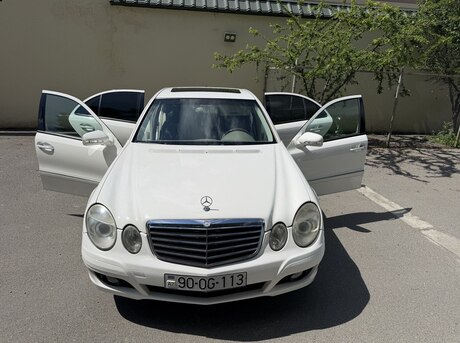 Mercedes E 320