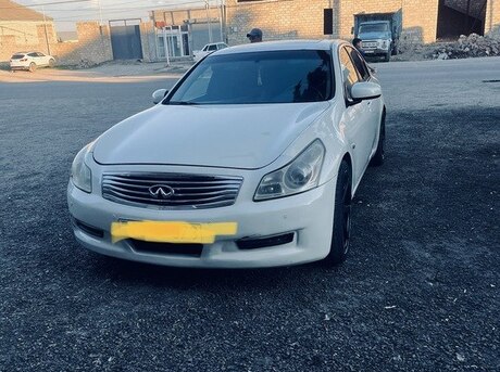 Infiniti G35