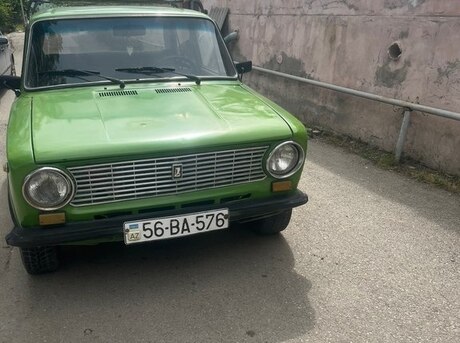 LADA (VAZ) 21011