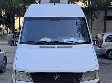 Mercedes Sprinter 312