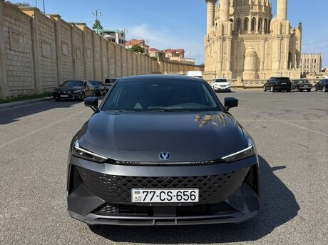 Changan Uni-V iDD