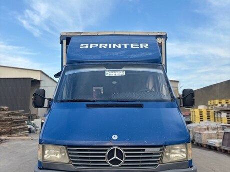 Mercedes Sprinter 412