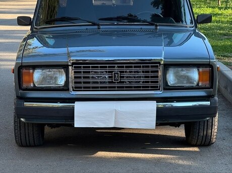 LADA (VAZ) 2107