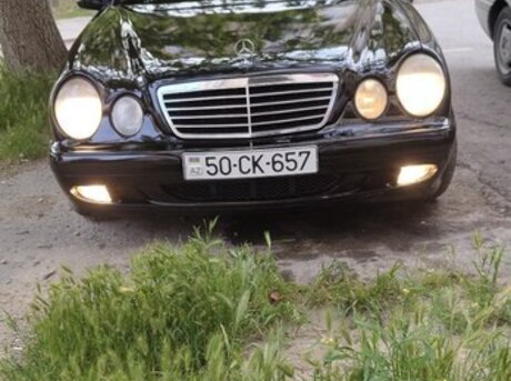 Mercedes E 270
