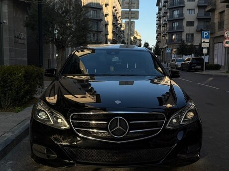 Mercedes E 220