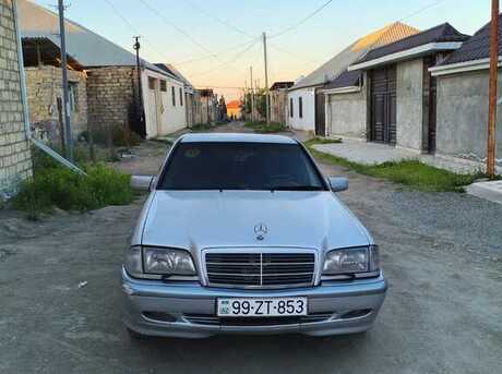Mercedes C 220