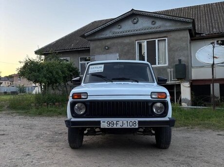 LADA (VAZ) Niva