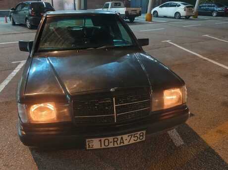 Mercedes 190