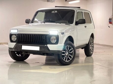 LADA (VAZ) Niva