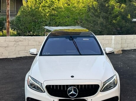 Mercedes C 300