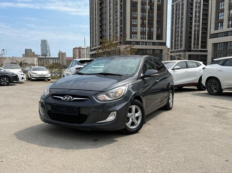 Hyundai Accent