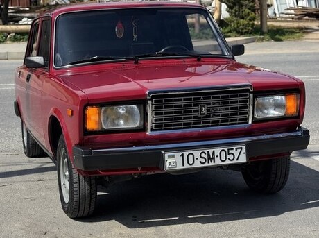 LADA (VAZ) 2107