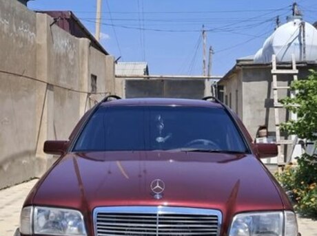 Mercedes C 220