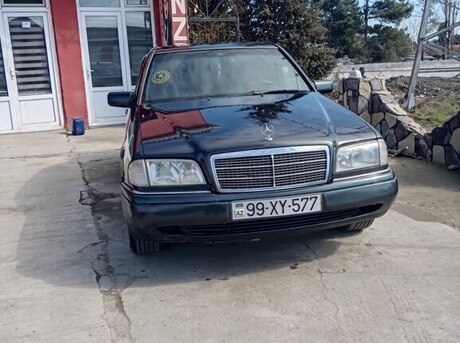 Mercedes C 220