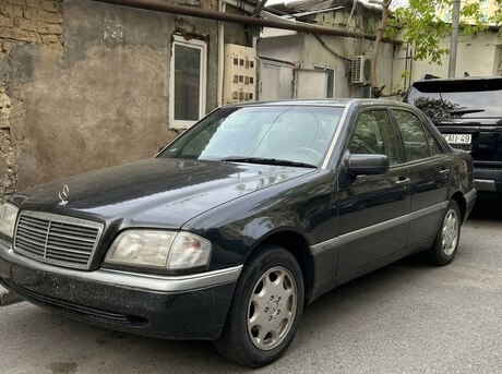 Mercedes C 180