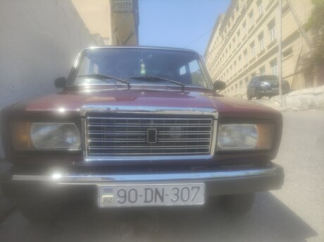 LADA (VAZ) 2107