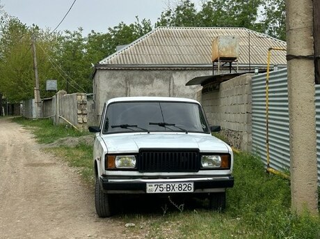 LADA (VAZ) 2107