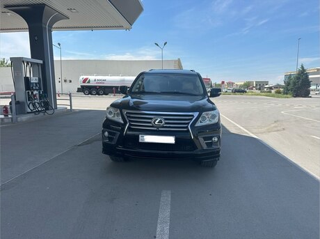 Lexus LX 570