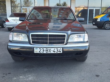 Mercedes C 220
