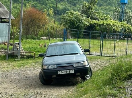 LADA (VAZ) 2112