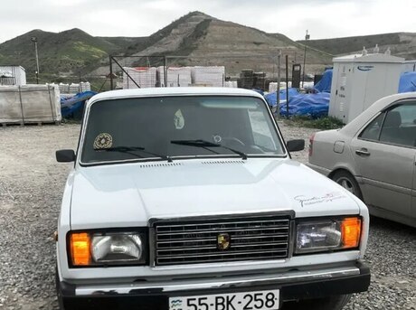 LADA (VAZ) 2107