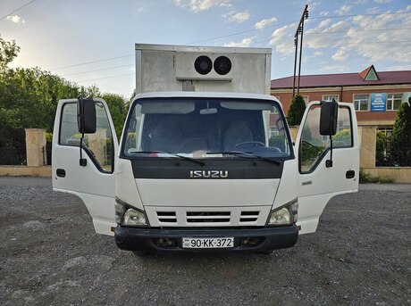Isuzu NPR 66 L