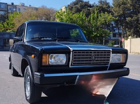 LADA (VAZ) 2107