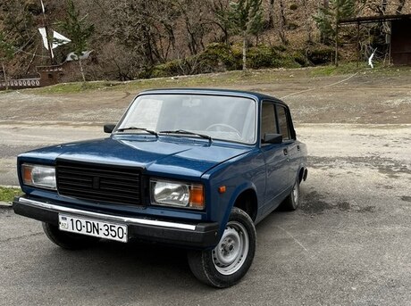 LADA (VAZ) 2107