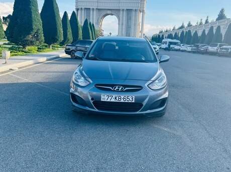 Hyundai Accent