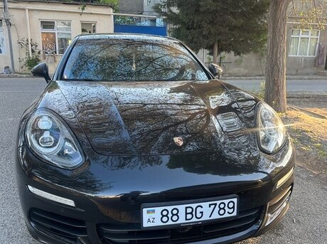 Porsche Panamera 4S Executive