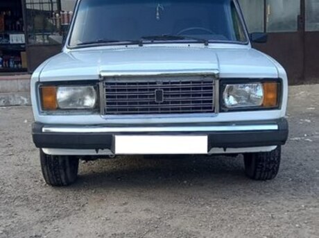 LADA (VAZ) 2107