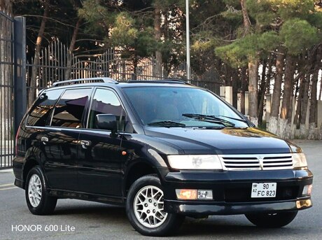 Mitsubishi Chariot